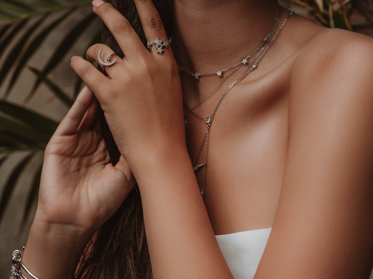 Quais os principais cuidados ao comprar semijoias no atacado?