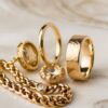 Criando Semijoias Elegantes com Diferentes Tons de Ouro